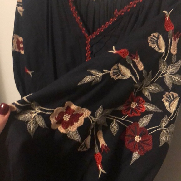 Bell sleeve Vintage inspired floral dress - Picture 2 of 2
